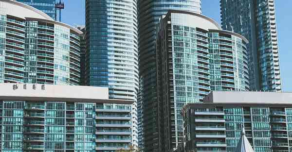 纽曼智能陪伴机器人：引领未来的陪伴者