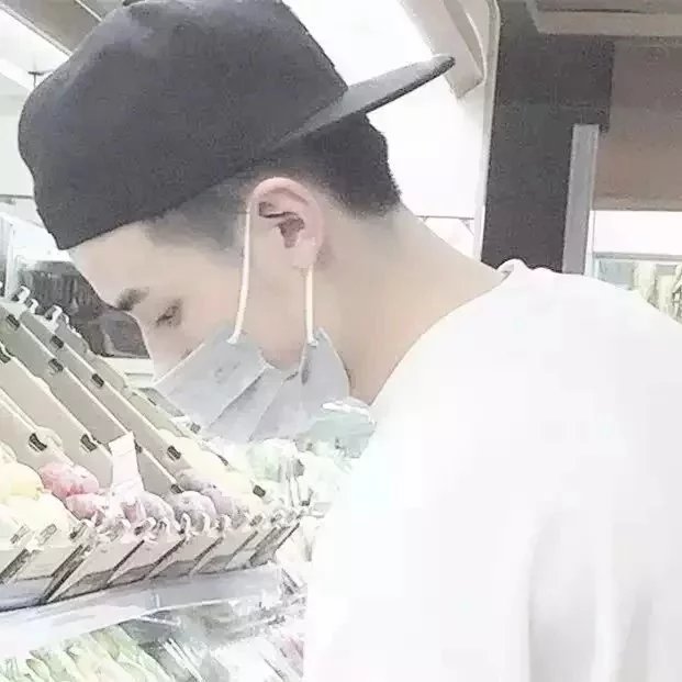 屈飞鸿言
