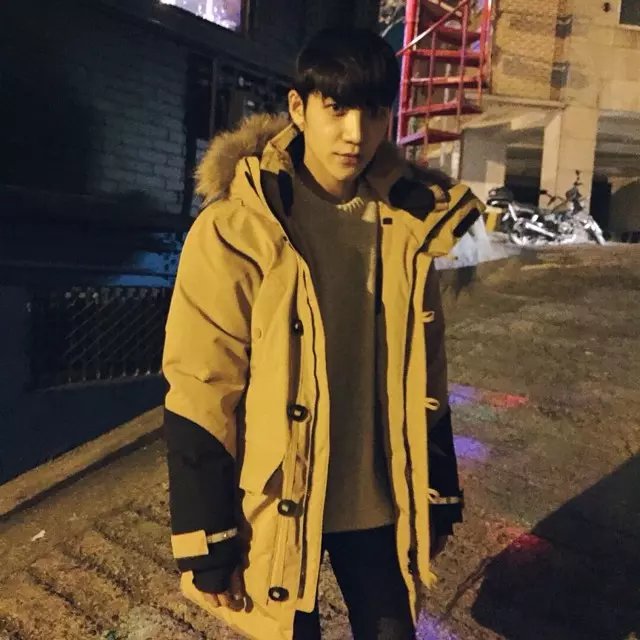 云菲媛成