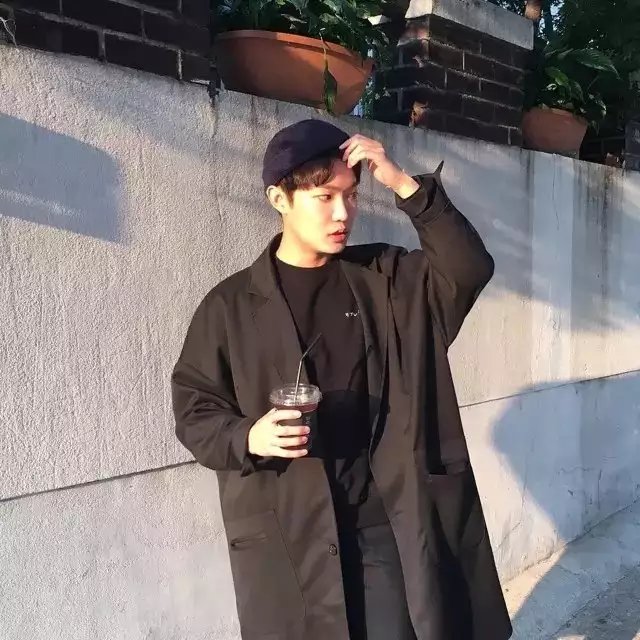 长孙娇菡敬