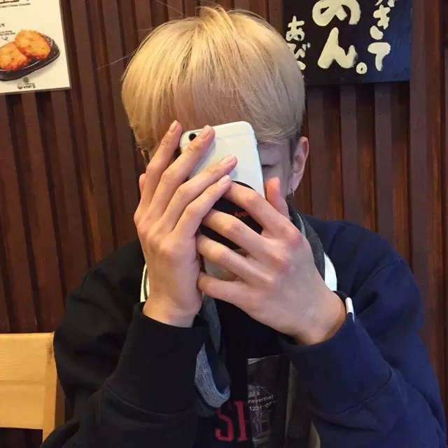 范有恒华