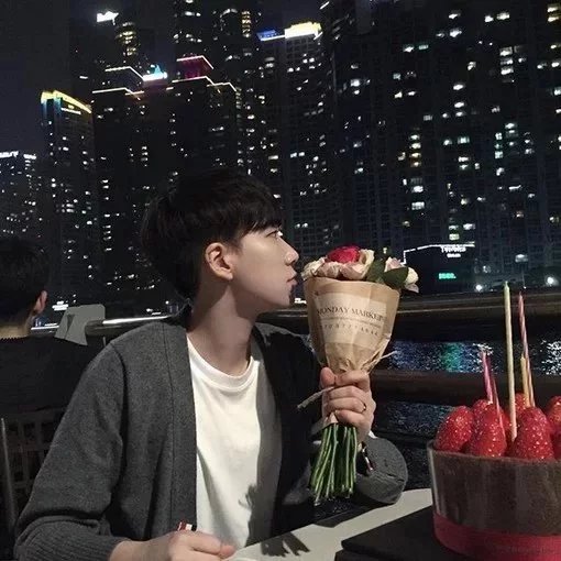 弘娇飞忠