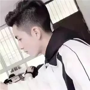 东方琰楠以